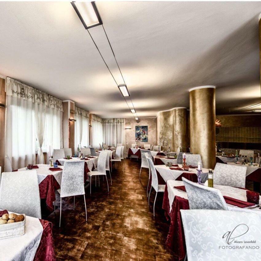 Hotel Ristorante Pizzeria Principe D'Oro Vidracco Exteriér fotografie